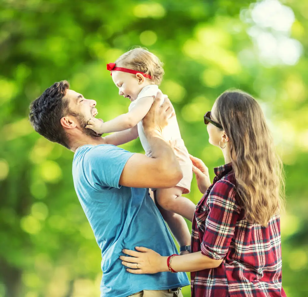 Work from home to look after familly
